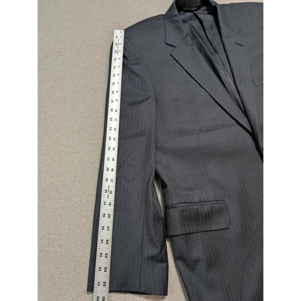 Jos A Bank Men's Blazer 46R Charcoal Pinstripe 100% Wool Signature Collection
